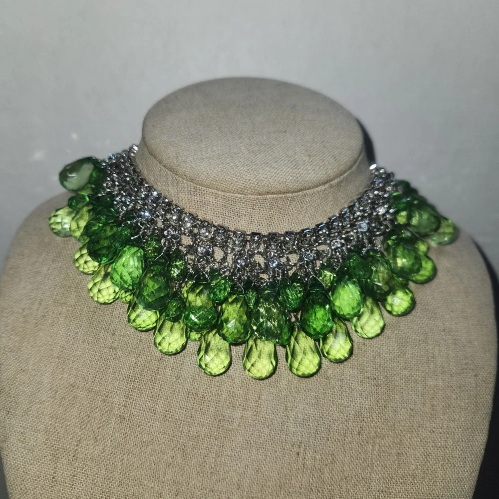 Scaasi Green Crystal Bib Necklace‎ Silver Tone Rhinestone Statement